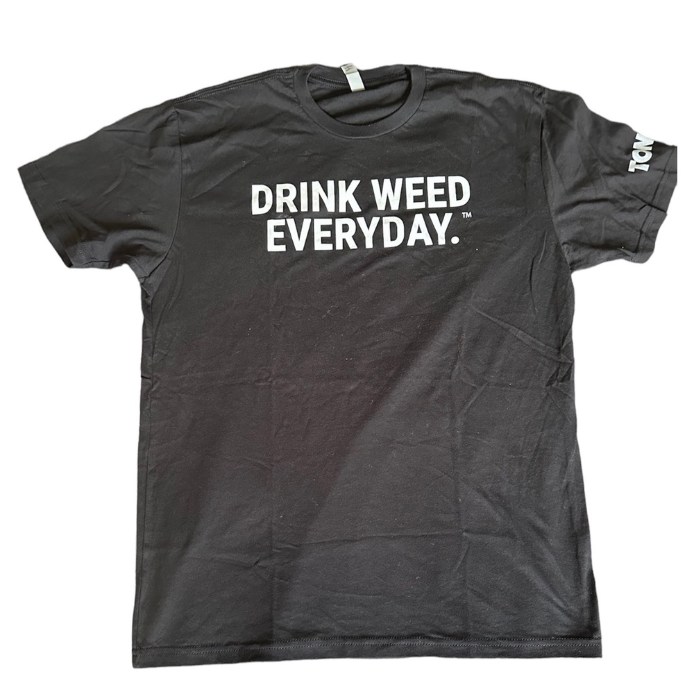 Cannabis Tonik  brand NWOT Graphic T